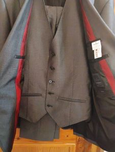 Blackberry Mens Suit