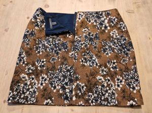 Rock Esprit Mini Floral Skirt
