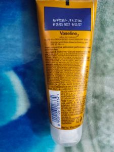 Vaseline Gluta-Hya SPF 50