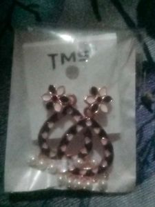 Elegant Floral Drop Earrings