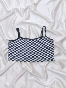 Divided By H&amp;M Crop Top sale🔥