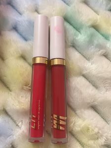 MyGlamm 2 Lipsticks