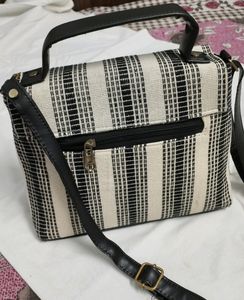 🆕 Beautiful Sling Bag👜..    women, beauty, forever21, handbags, bags, shein,  jaipurjewelry, party wear, Accessories, Zara