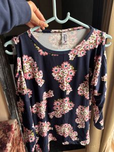 Cold shoulder top with floral prints