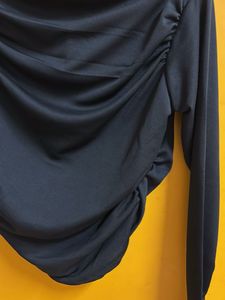 Chic Black Long Sleeve Top