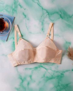 Six Pieces Assorted Box Bra