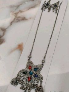 Floral Bangle