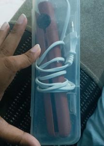 MINI PORTABLE HAIR STRAIGHTENER