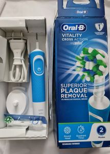 Orab B Adult Electric ToothBrush And 2 Heads Pack