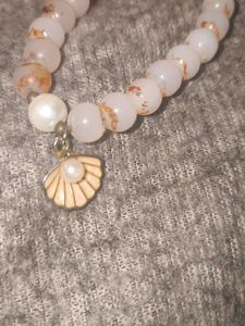 PEACH SHELL BRACELET