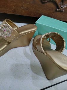 Golden Hand Work Wedges
