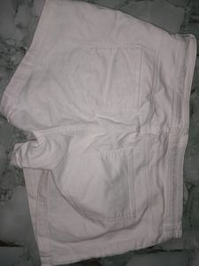 H&amp;M shorts .