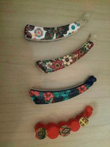 Floral Hair Clips Set 4
