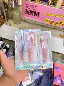 Press-On Nail Set