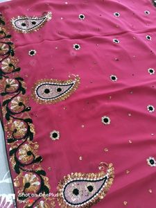 Beautiful Saree With Tari Work