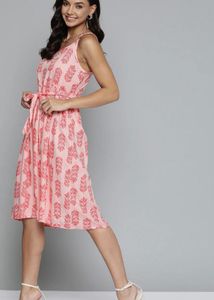 Cute Pink Print Dress
