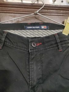 men Black Straight Leg Pants