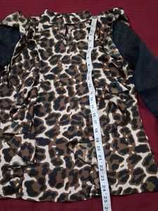 Cheetah Printed  Ruffle Top👌