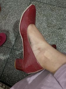 Stylish Wedge 2 Heels In Combo