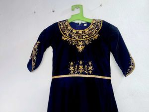 Blue Velvet Embellished Dress With Duppta