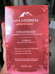 Alps Goodness French Green Powder And Alps Goodness Manicure Pedicure Kit