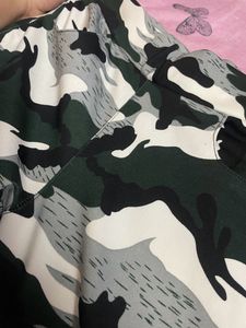 Low Waist Camo Print Pant