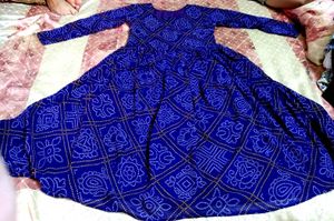 Elegant Indigo Bandhani-Print Maxi Dress