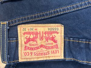 Levi&#39;s Dark Wash Jeans