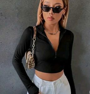 Black Long Sleeve Crop Top