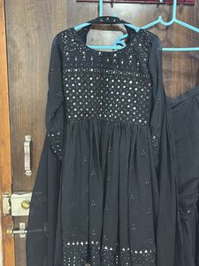 S4U Black Sharara Set 😍