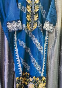 Pakistani Embroidery And Dupatta Suit
