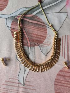 Golden Necklace Set