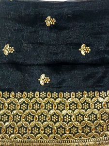 ❗PRICE DROP❗ Black Saree With Golden Stone Work