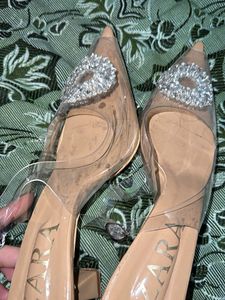 Zara Brooch Heel