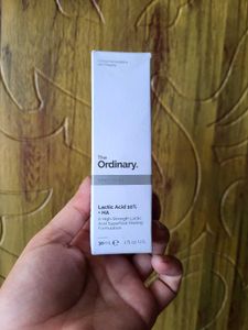 The Ordinary 10% Lactic Acid Serum 70% Left
