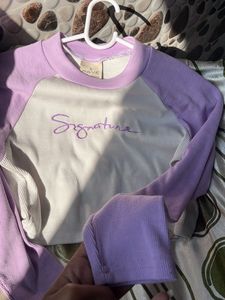 Korean Woman Crop Top 💜
