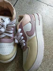 Girls Shoes