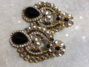 Kundan Earrings Heavy Black