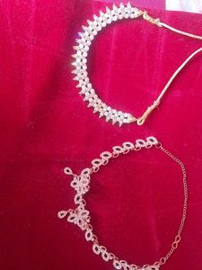 Elegant Necklace Set