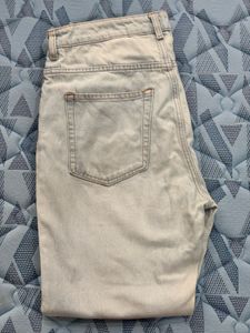 Light Wash Denim Jeans