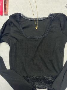 Lace Trim Long Sleeve Top