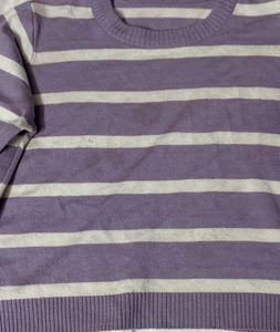 TRENDS LAVENDER STRIPPED CROPPED SWEATSHIRT