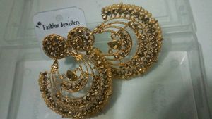 Wearings For Party Wear., Saree