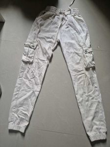 Beige Cargo Joggers – Comfortable &amp; Stylish