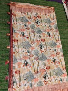 Floral &amp; Checked  Saree