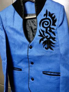 Boys&#39; Blazer With Silk Shirt