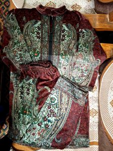 New Floral Velvet Kurta Set