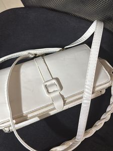 Beautiful White Clutch/shoulder Bag/Side Bag