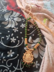 Green &amp; Gold Necklace
