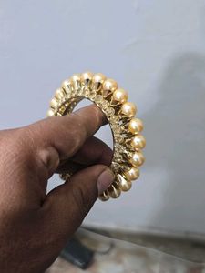 Pearl &amp; Gold Bangle Set